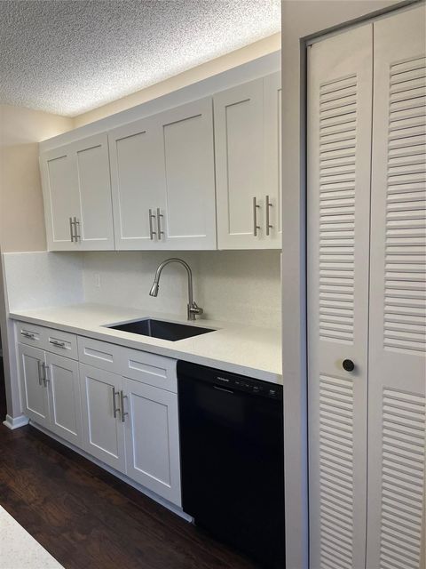 1100 SW 128th Ter 402 Hollywood FL 33027