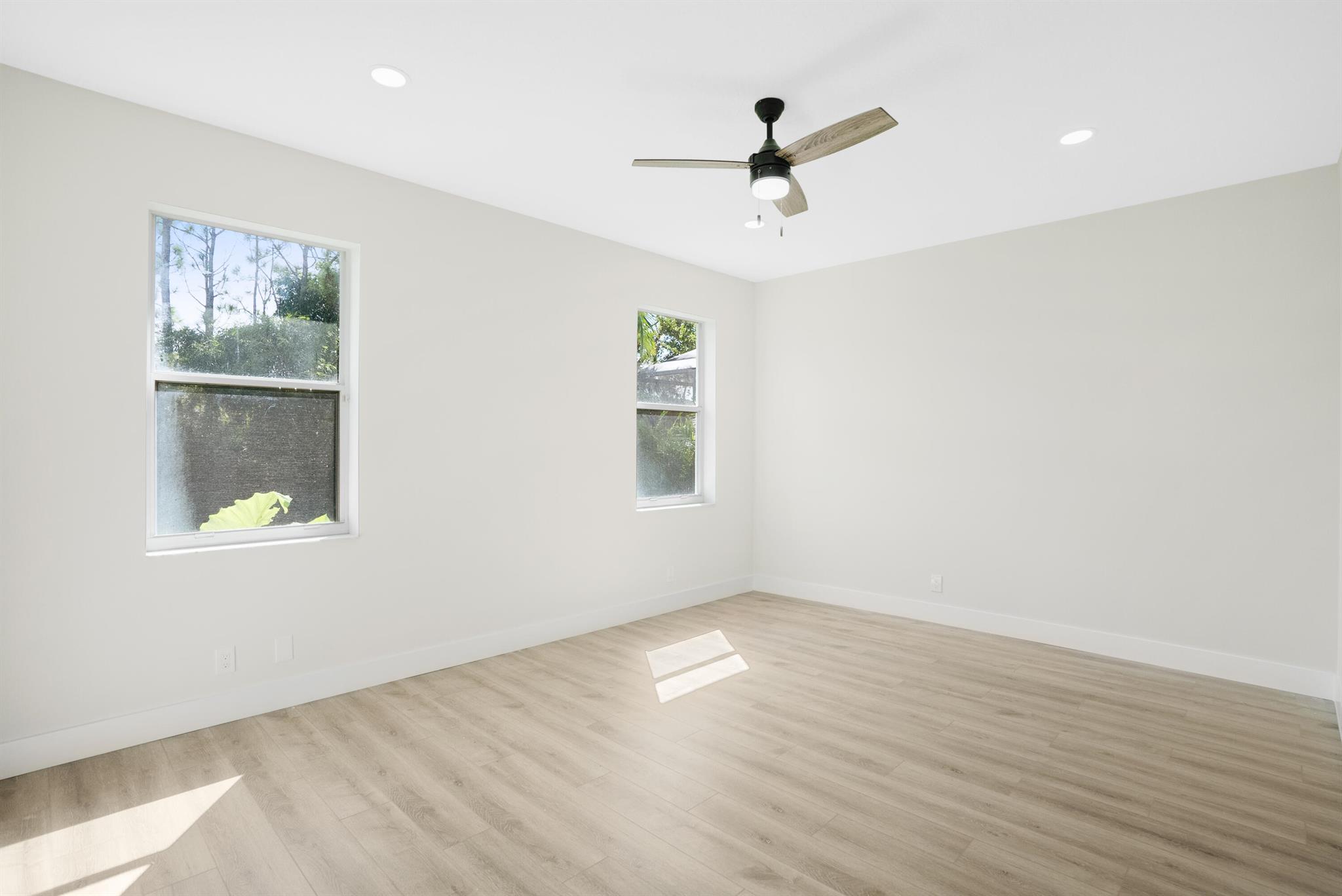 JENSEN BEACH GOLF AND COU - Residential