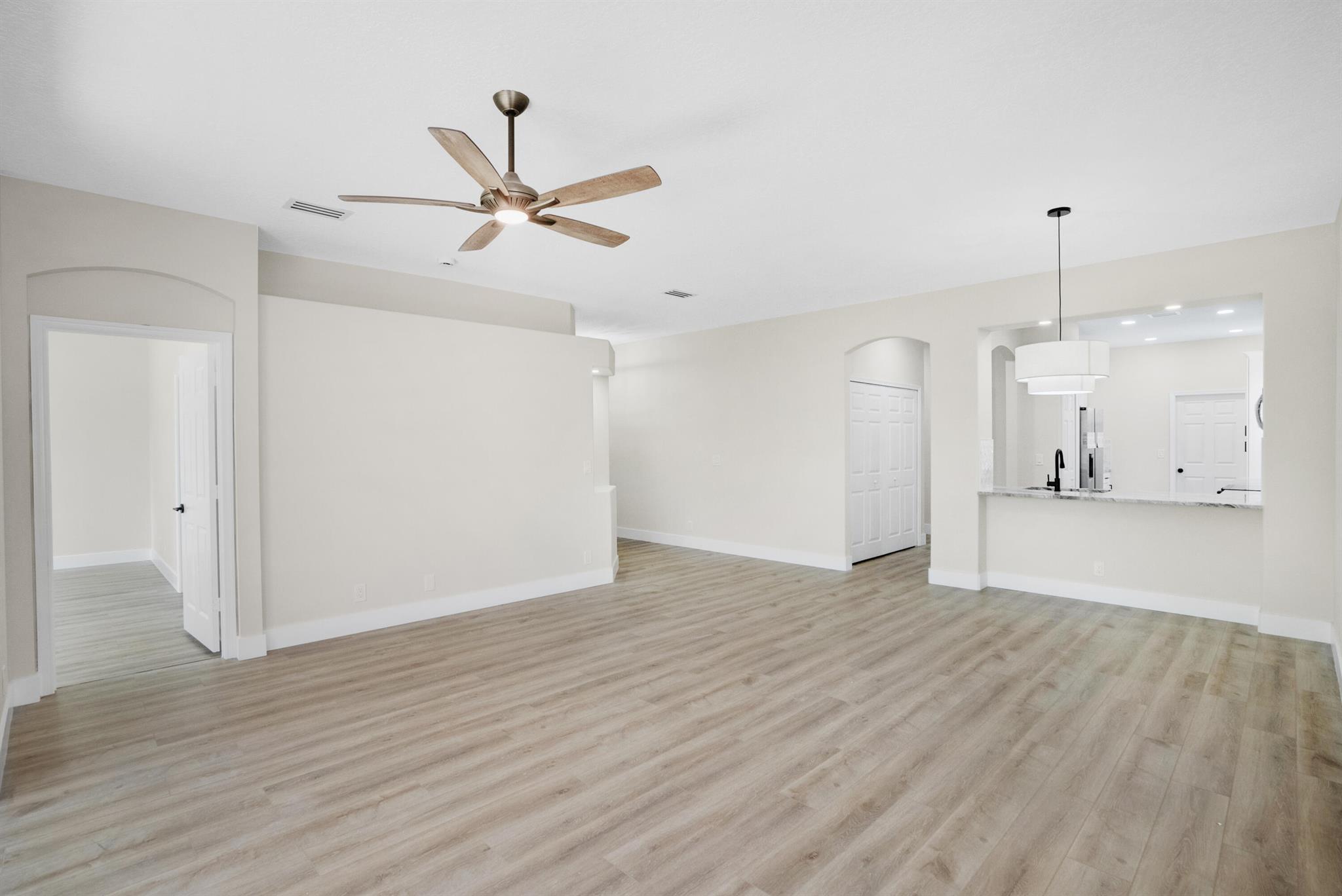 JENSEN BEACH GOLF AND COU - Residential