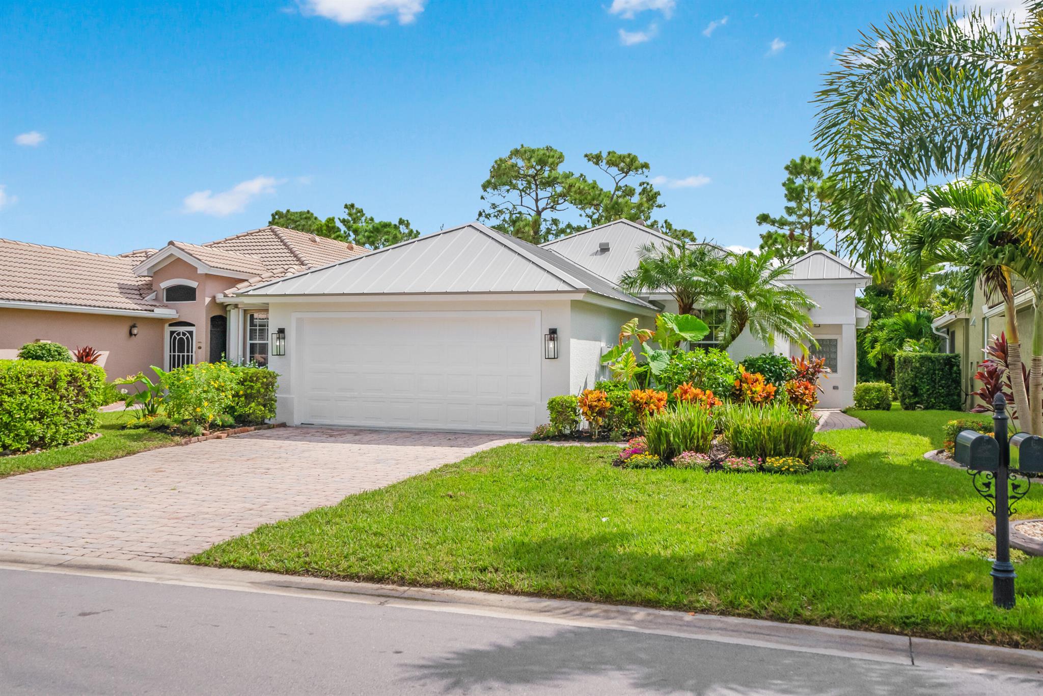 JENSEN BEACH GOLF AND COU - Residential