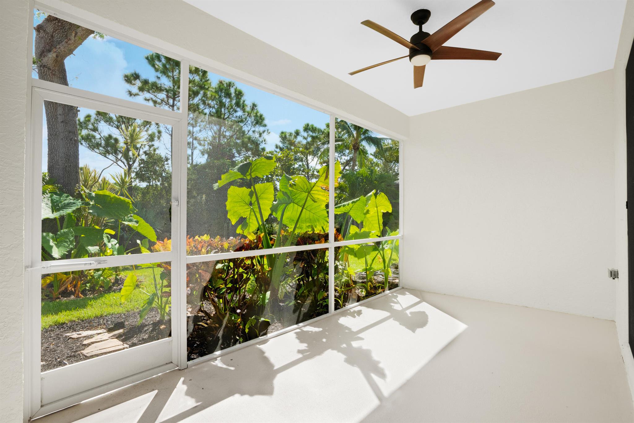 JENSEN BEACH GOLF AND COU - Residential