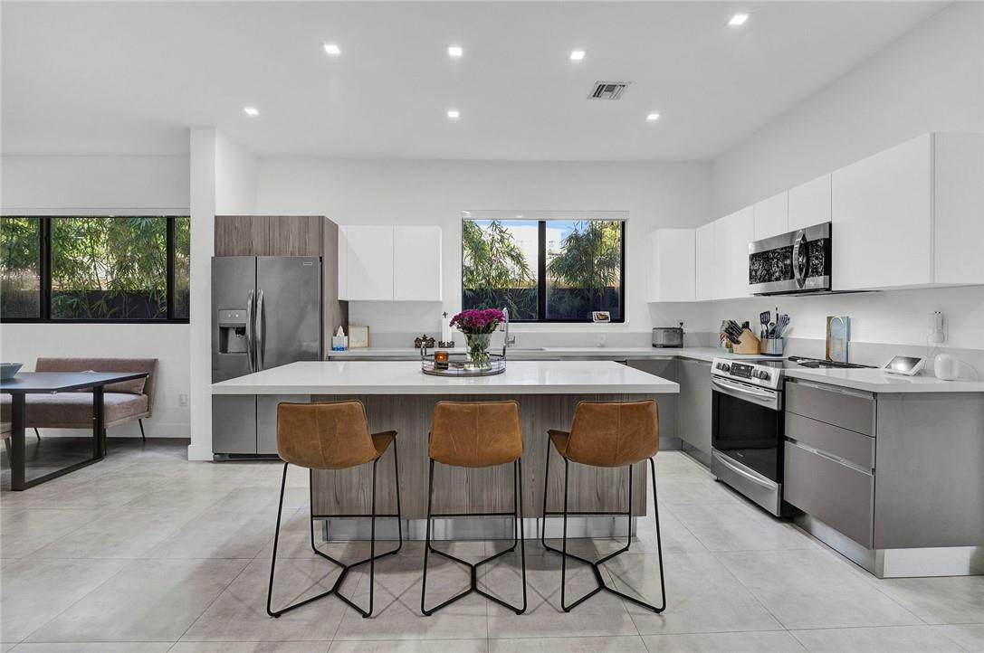 Tarpon River Villas - Residential