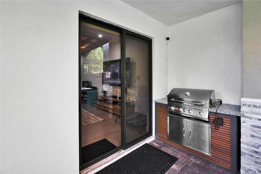 Tarpon River Villas - Residential