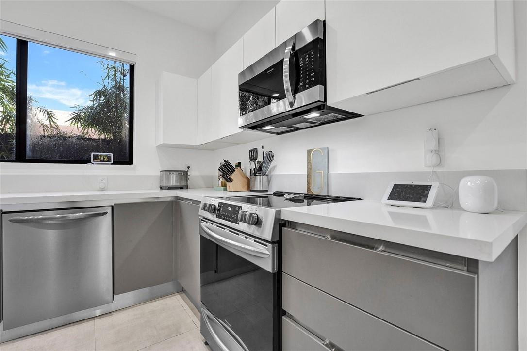 Tarpon River Villas - Residential