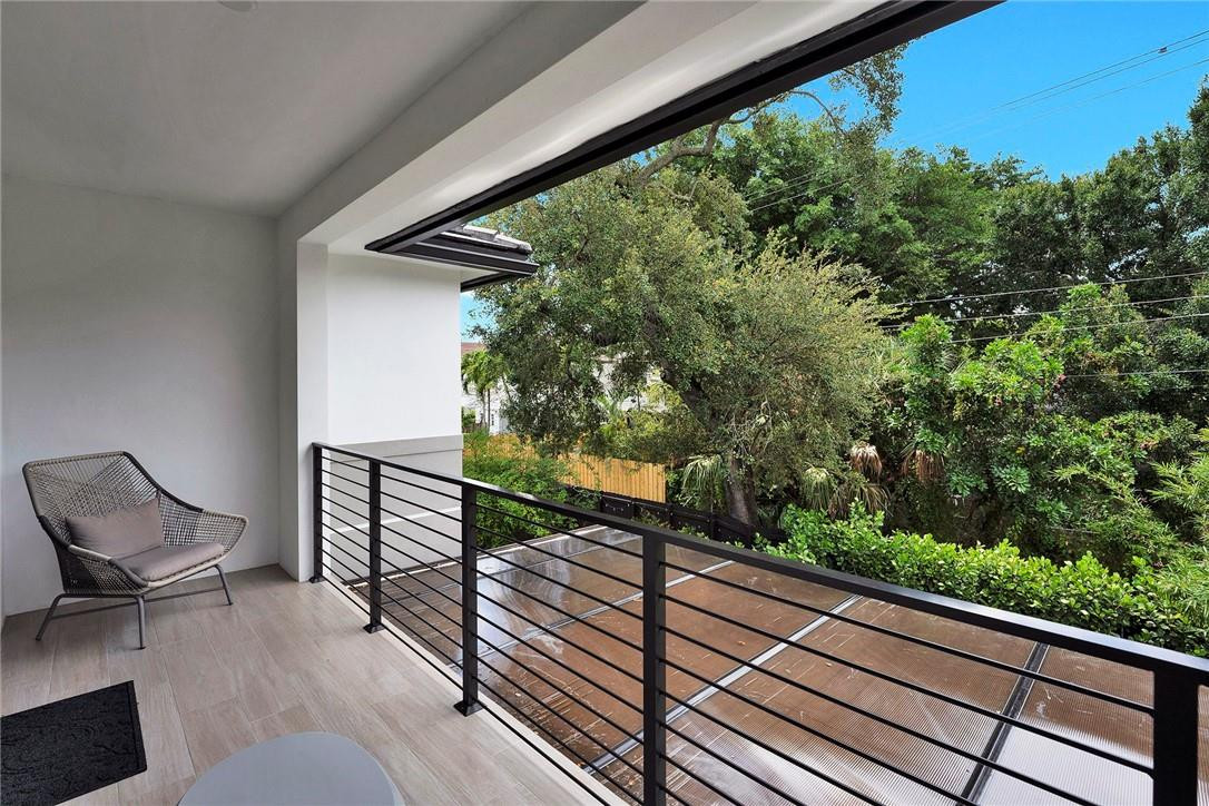 Tarpon River Villas - Residential