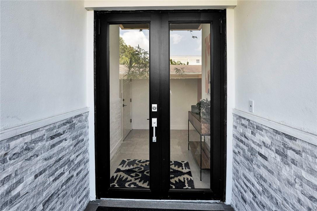 Tarpon River Villas - Residential