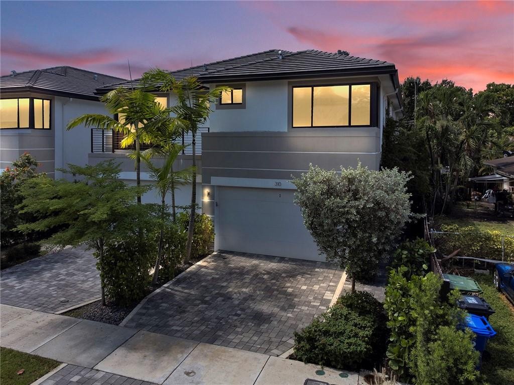 Tarpon River Villas - Residential