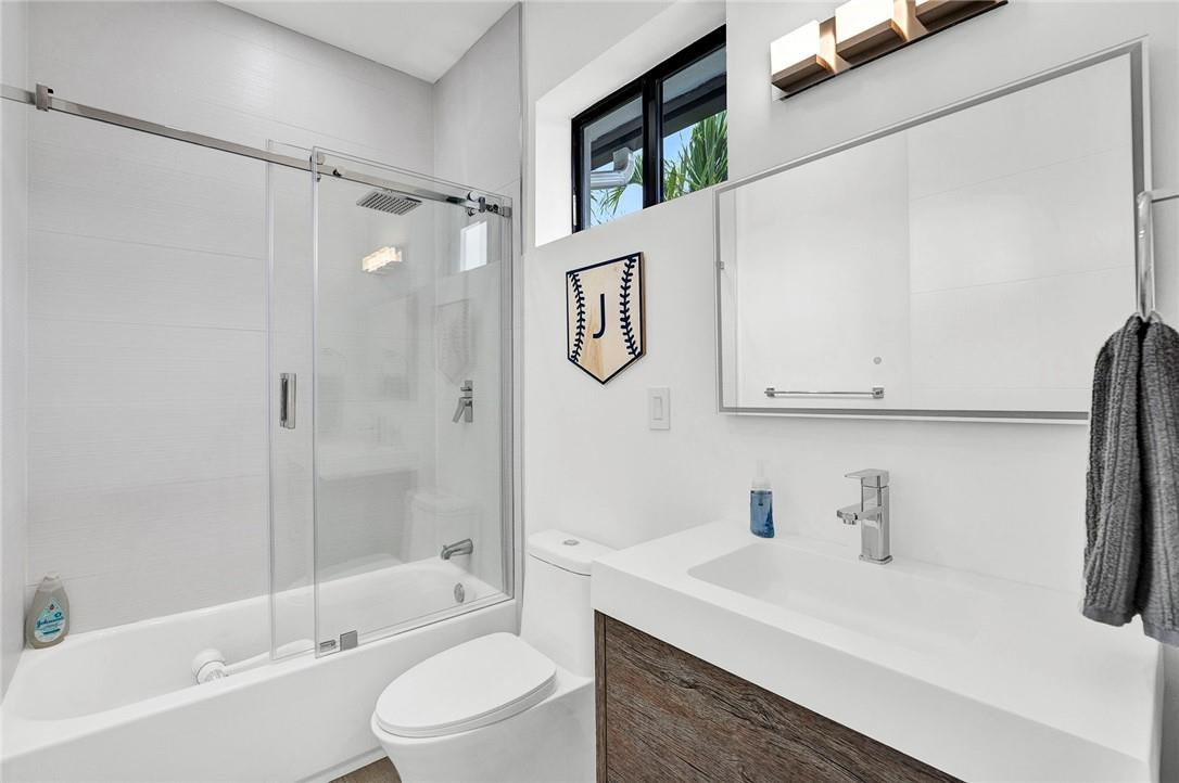Tarpon River Villas - Residential