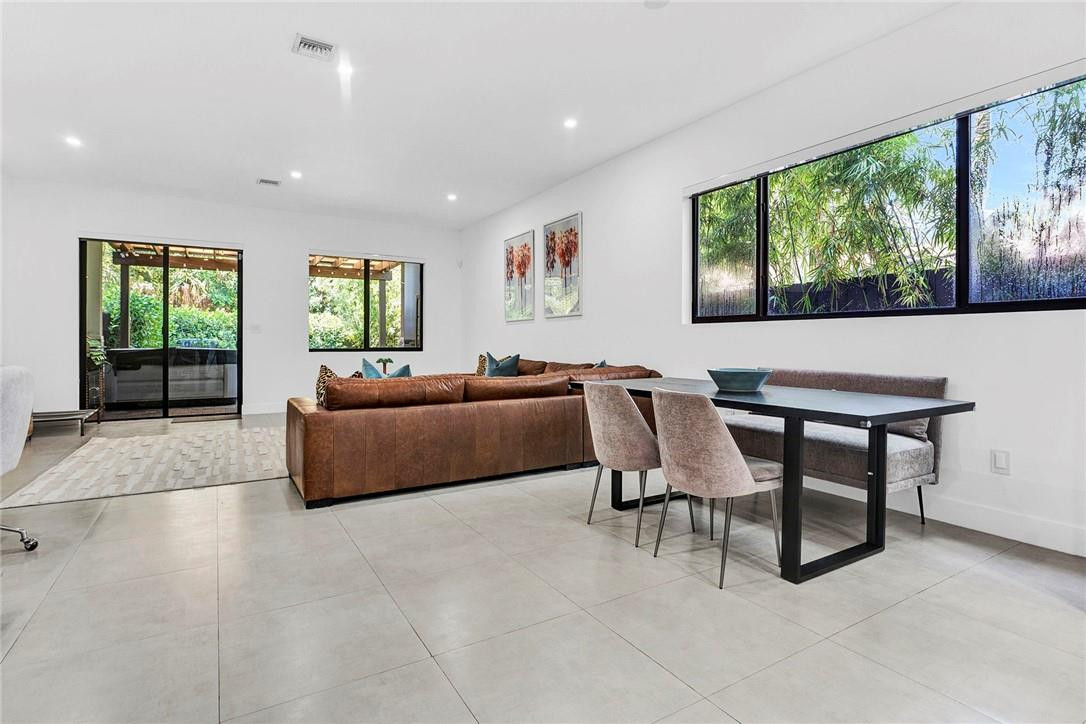 Tarpon River Villas - Residential