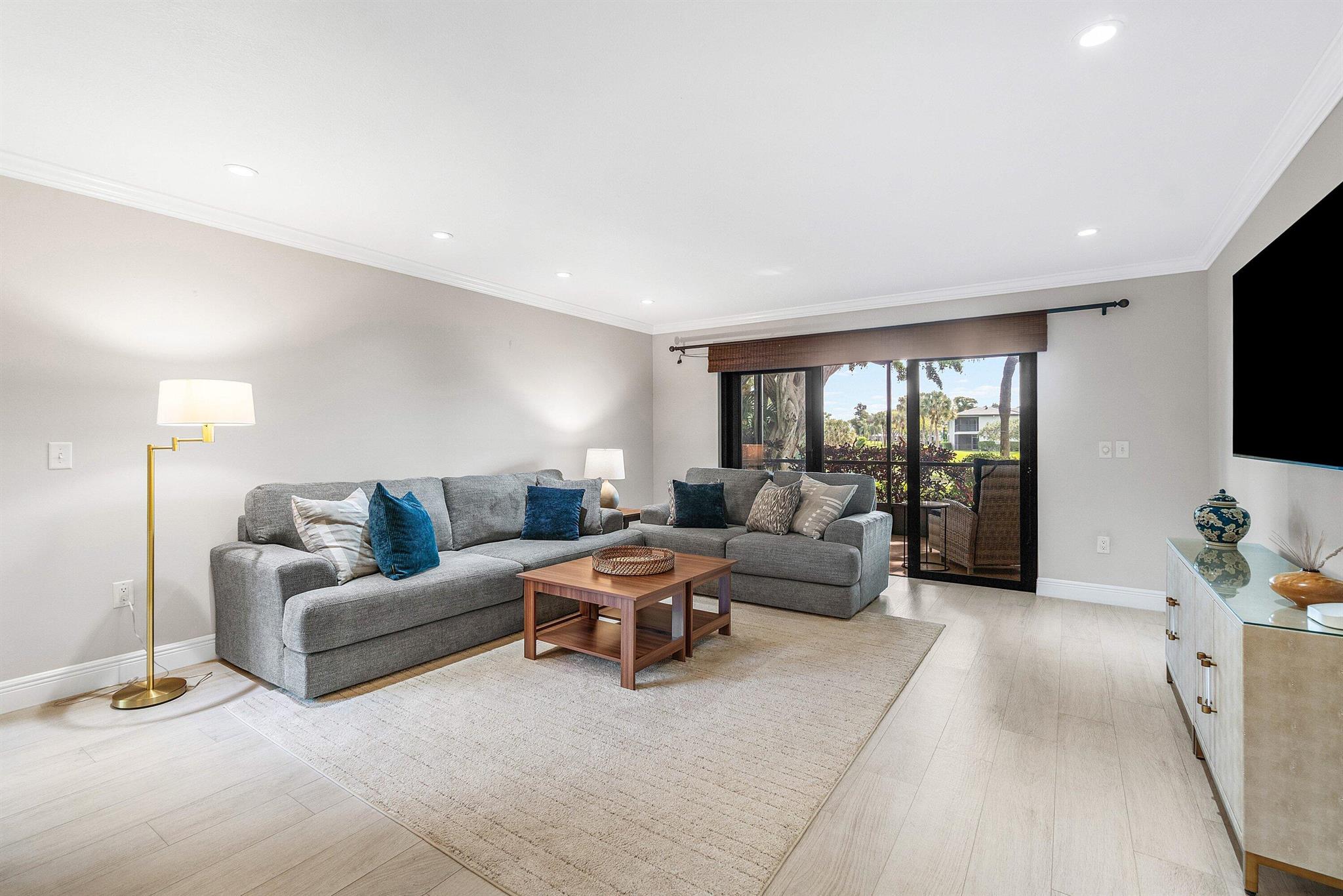 SOUTHPORT AT HUNTERS RUN - Residential