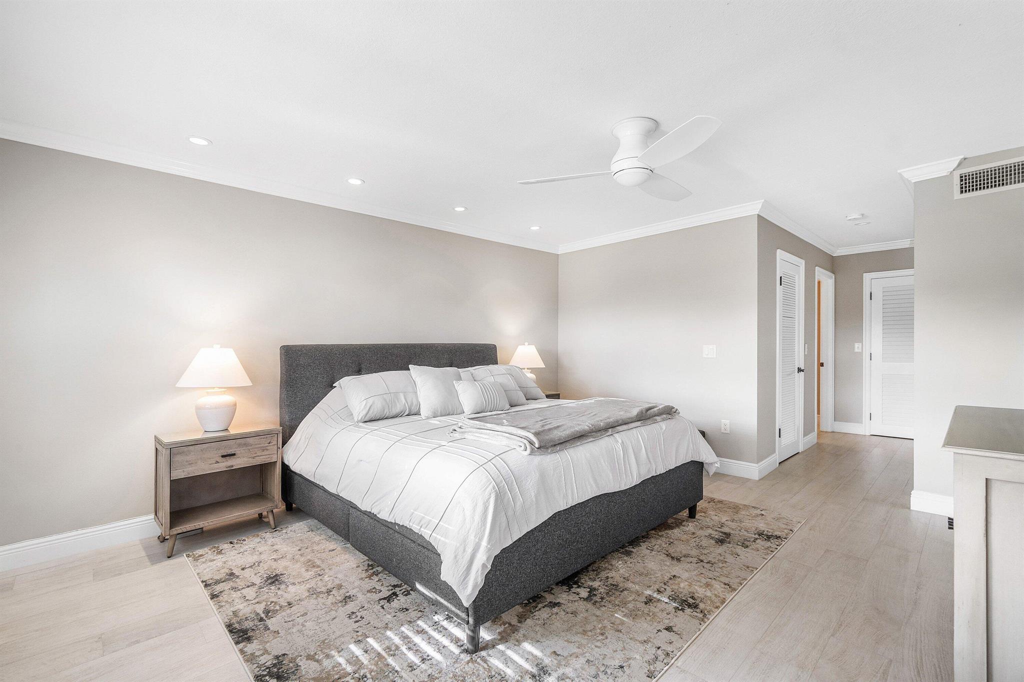 SOUTHPORT AT HUNTERS RUN - Residential