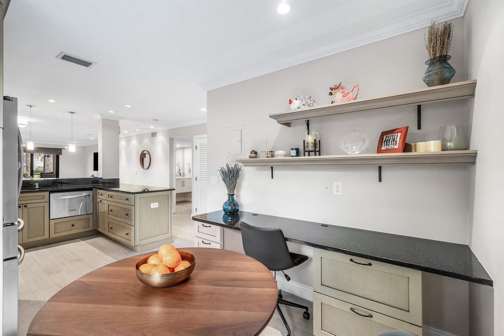 SOUTHPORT AT HUNTERS RUN - Residential