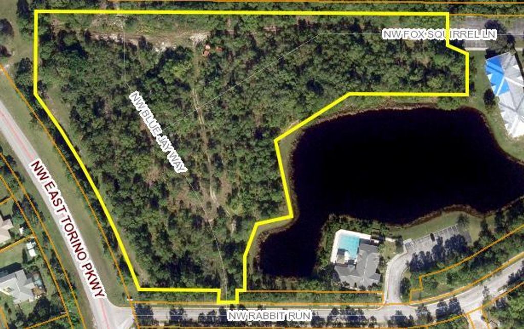 Photo of 5422 NW Fox Squirrel Lane, Port Saint Lucie, FL 34986 (MLS # R10710311)
