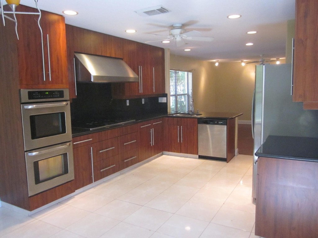 Maple Ridge 167-38 B - Residential