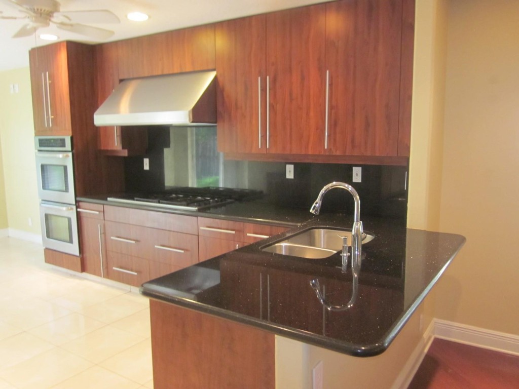 Maple Ridge 167-38 B - Residential