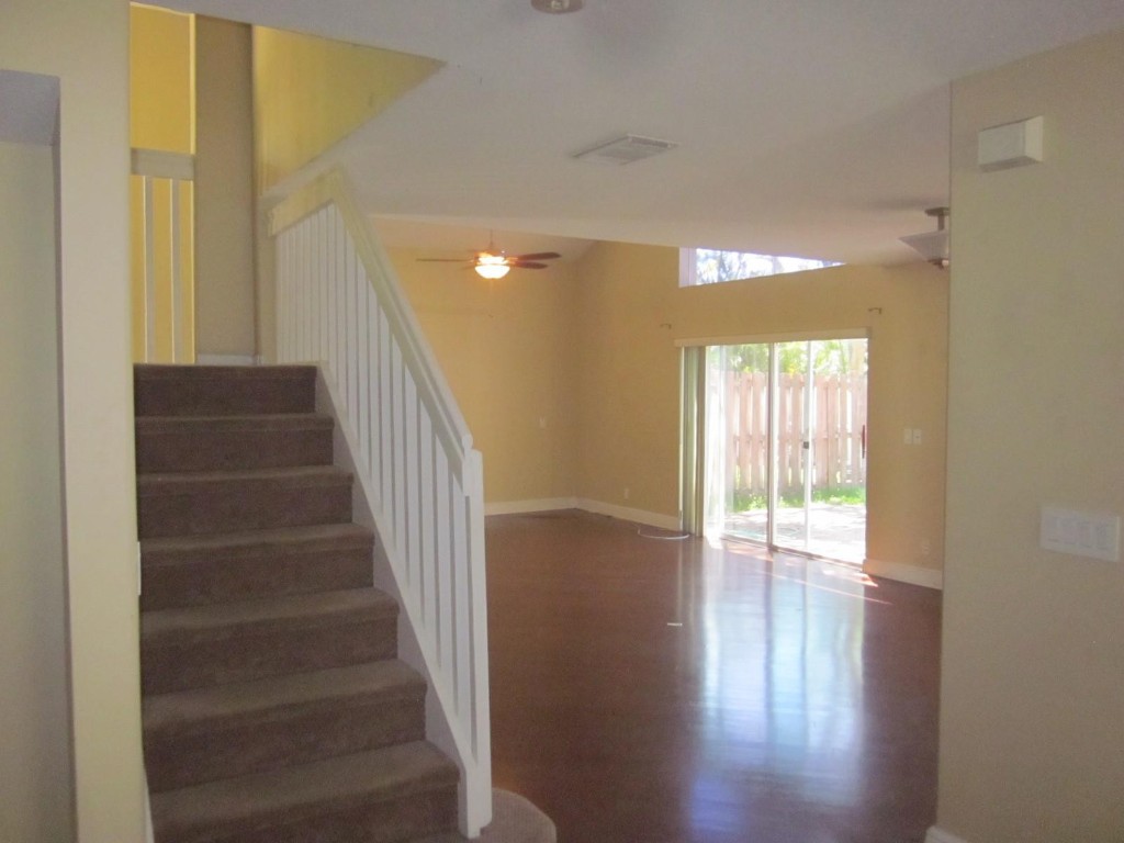 Maple Ridge 167-38 B - Residential