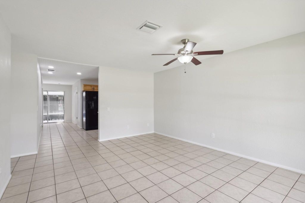 Photo of 4401 SE Chesapeake Bay Drive, Stuart, FL 34997 (MLS # R11015060)