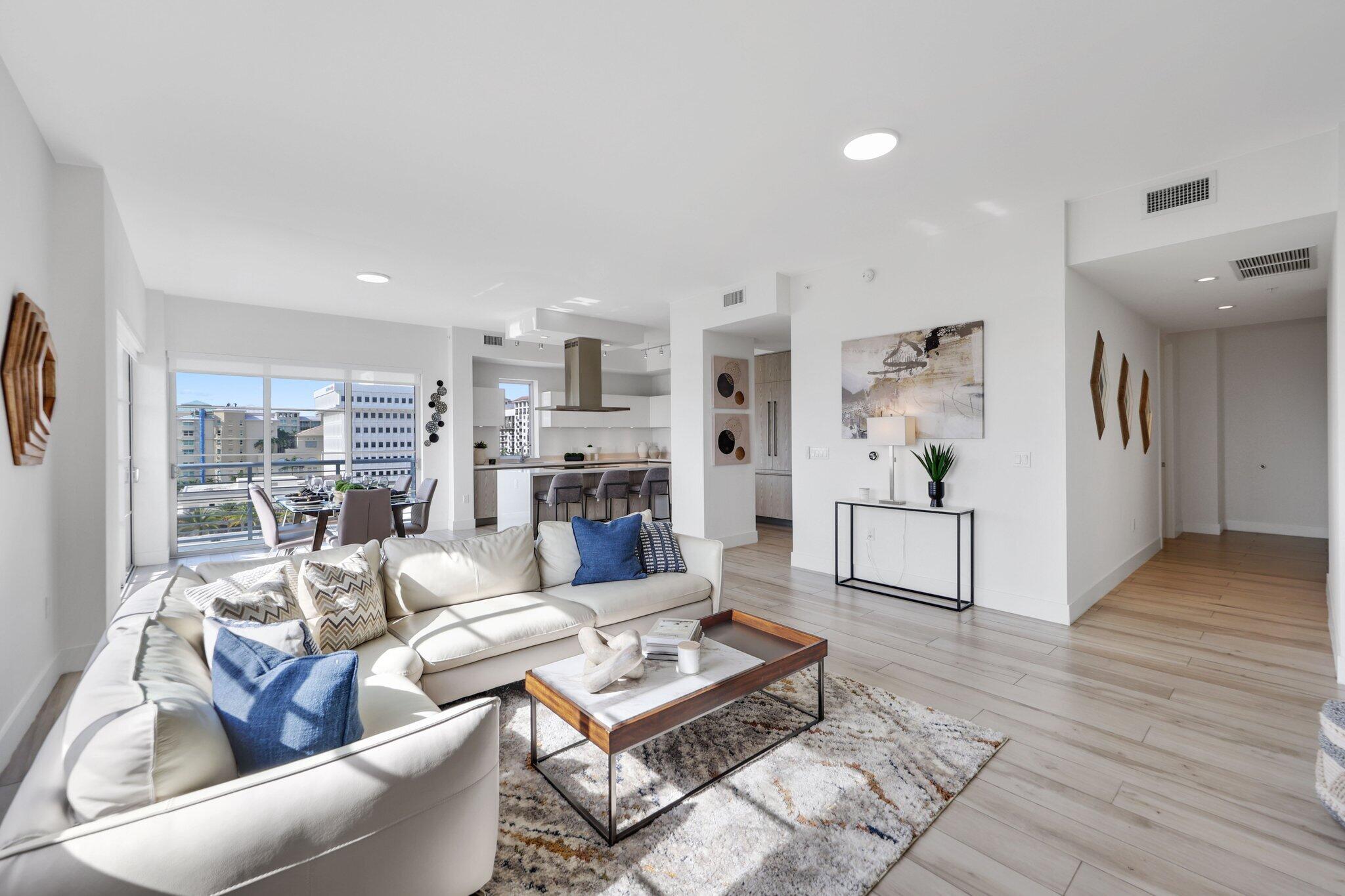 TOWER 155 CONDO - Residential