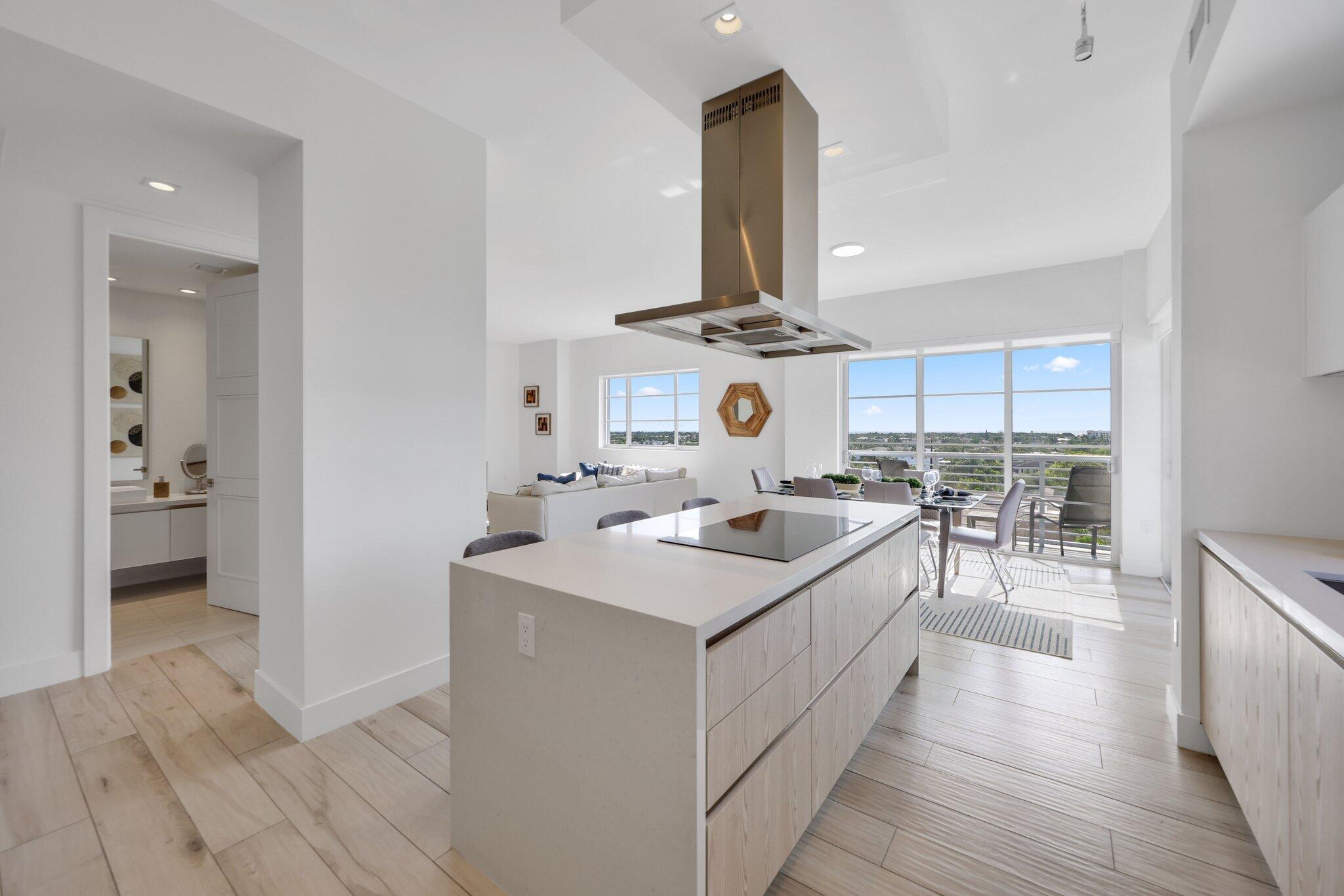 TOWER 155 CONDO - Residential