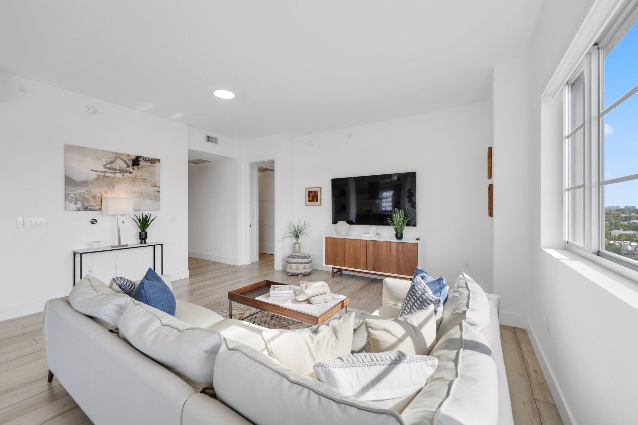 TOWER 155 CONDO - Residential