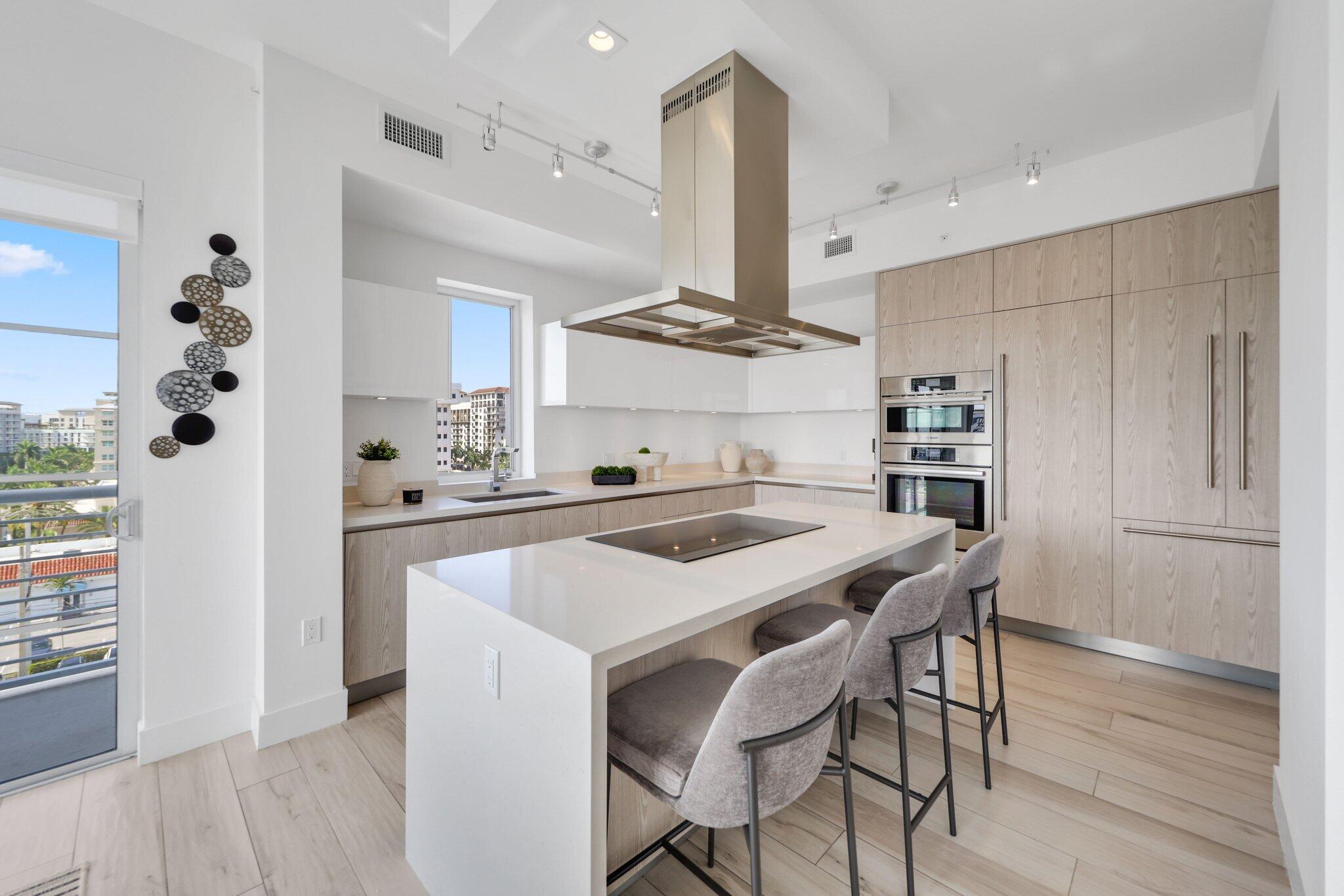 TOWER 155 CONDO - Residential