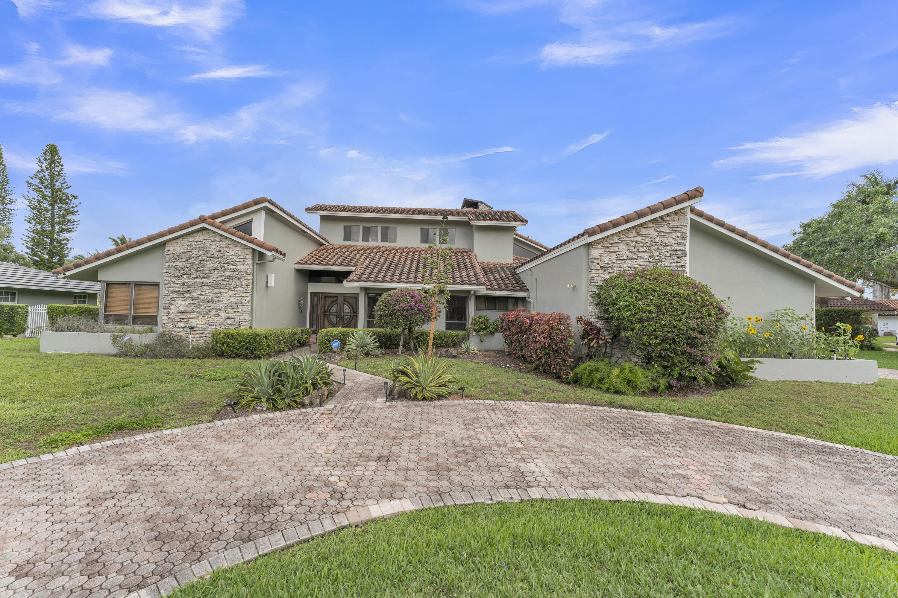 LAGO MAR COLONY-TWO - Residential
