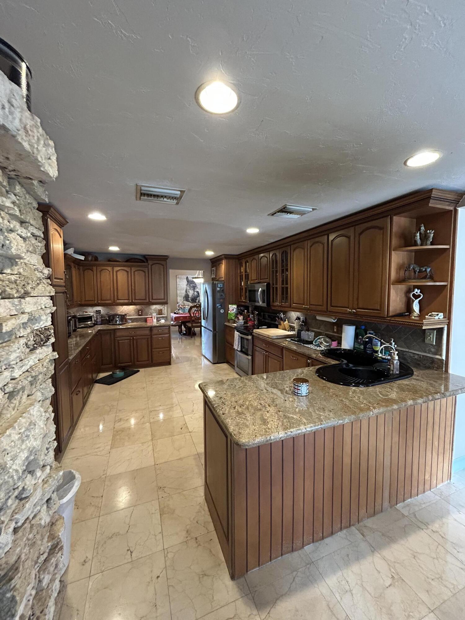 LAGO MAR COLONY-TWO - Residential