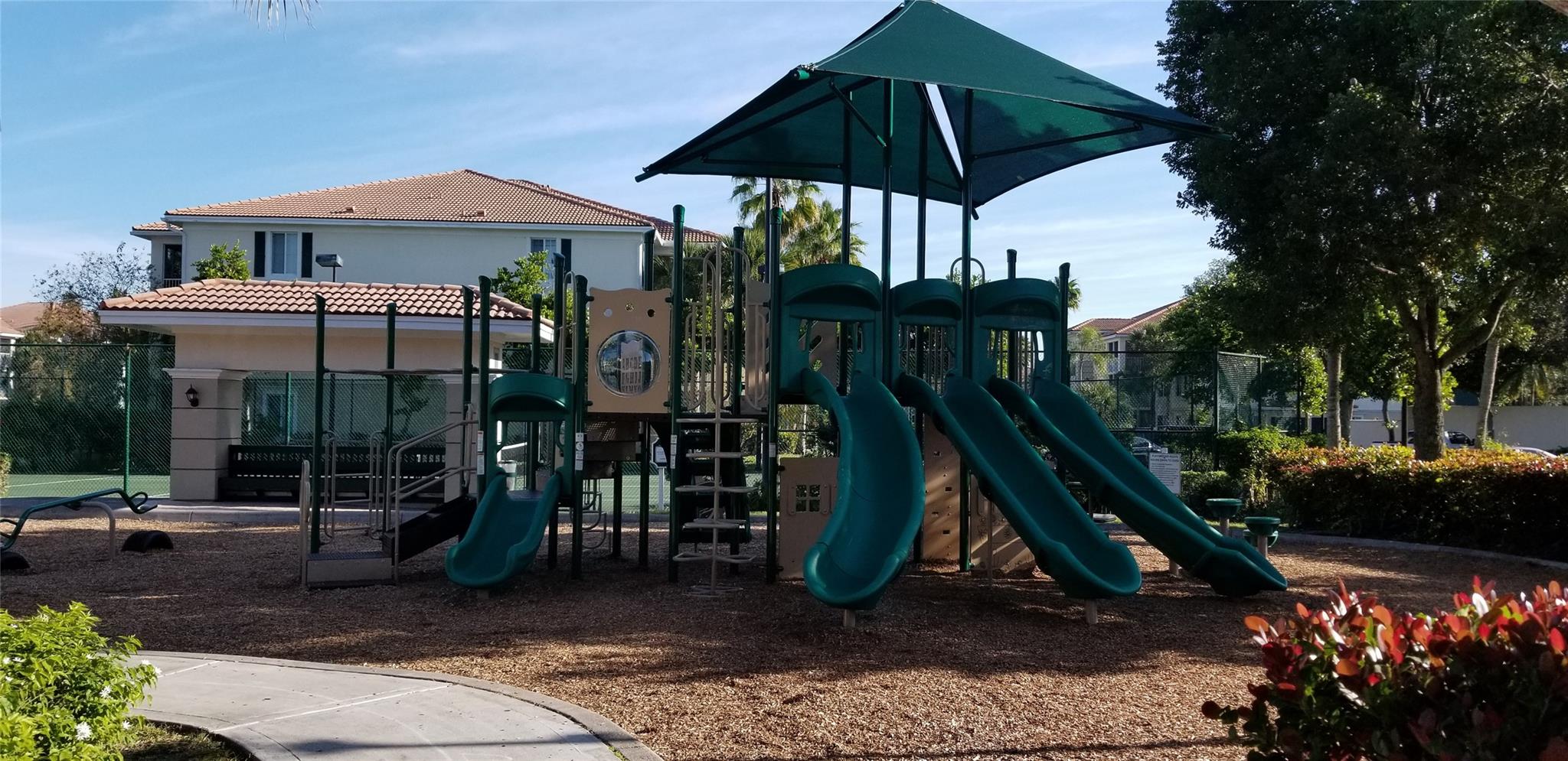 PALMS POINT(THE)CONDO - Residential Lease