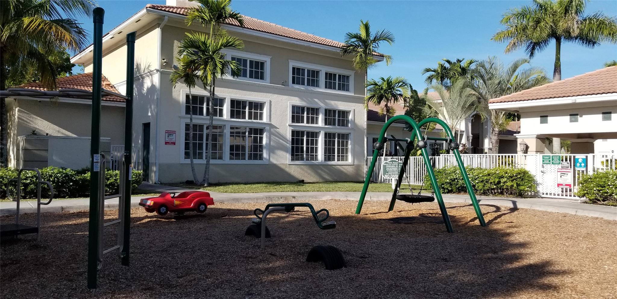 PALMS POINT(THE)CONDO - Residential Lease