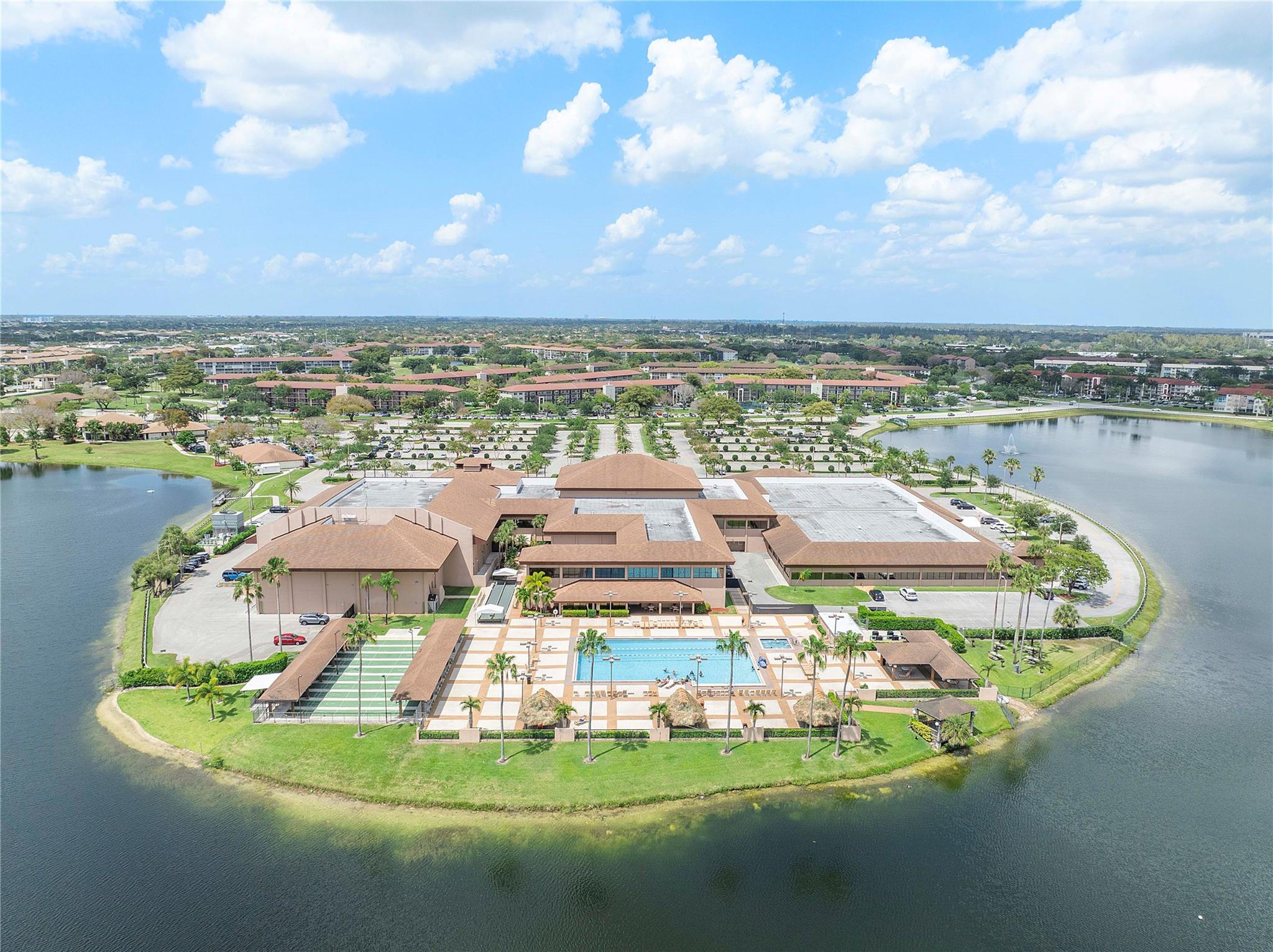 IVANHOE E - Residential