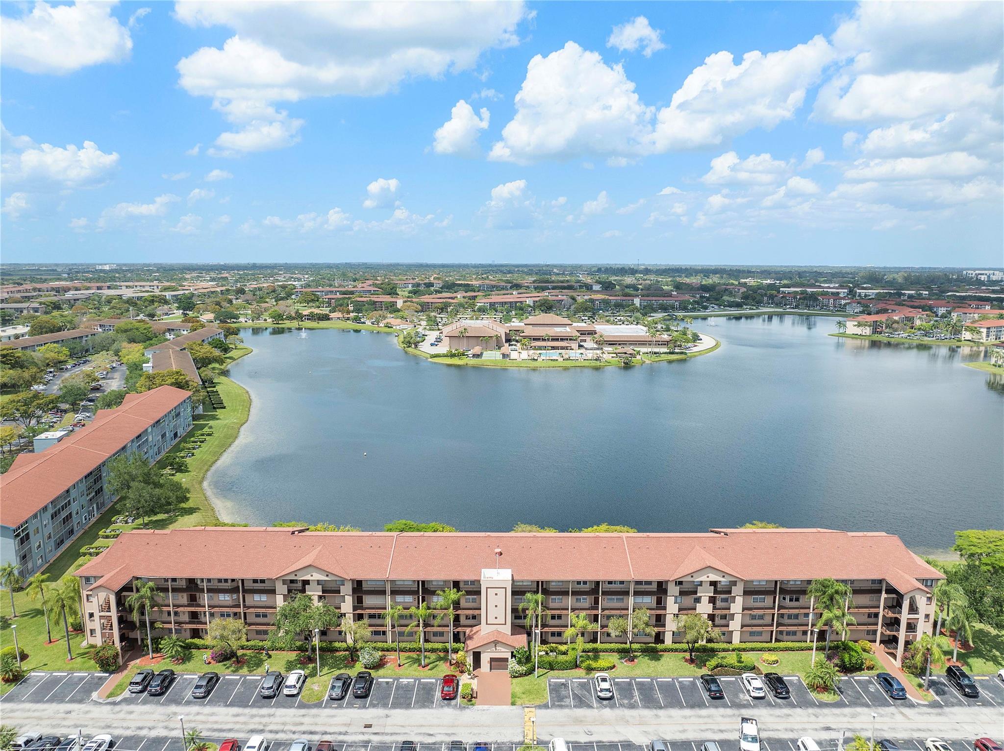 IVANHOE E - Residential
