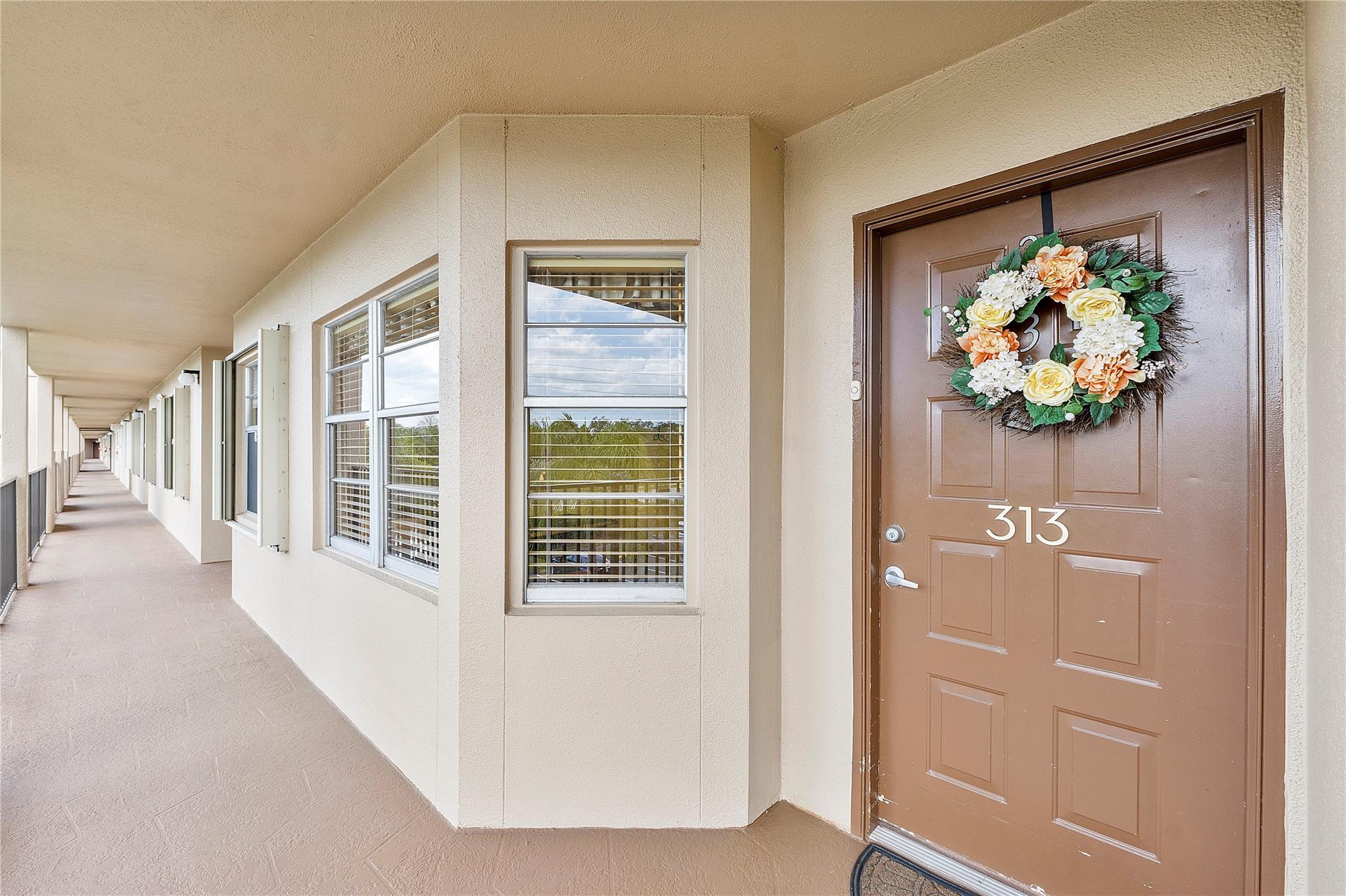 13355 SW 16th Ct 313E, Pembroke Pines, FL, 33027/$249,000 1 13355 SW 16th Ct 313E