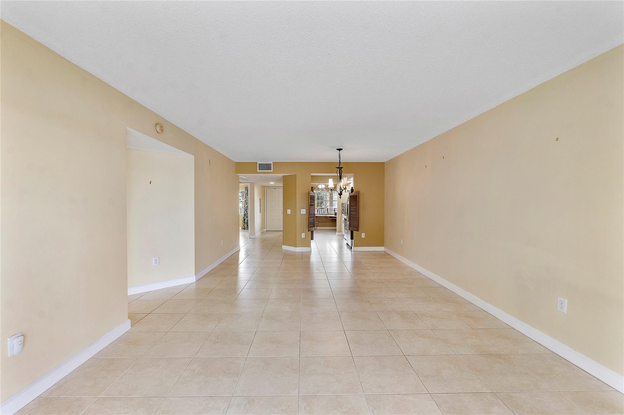 IVANHOE E - Residential
