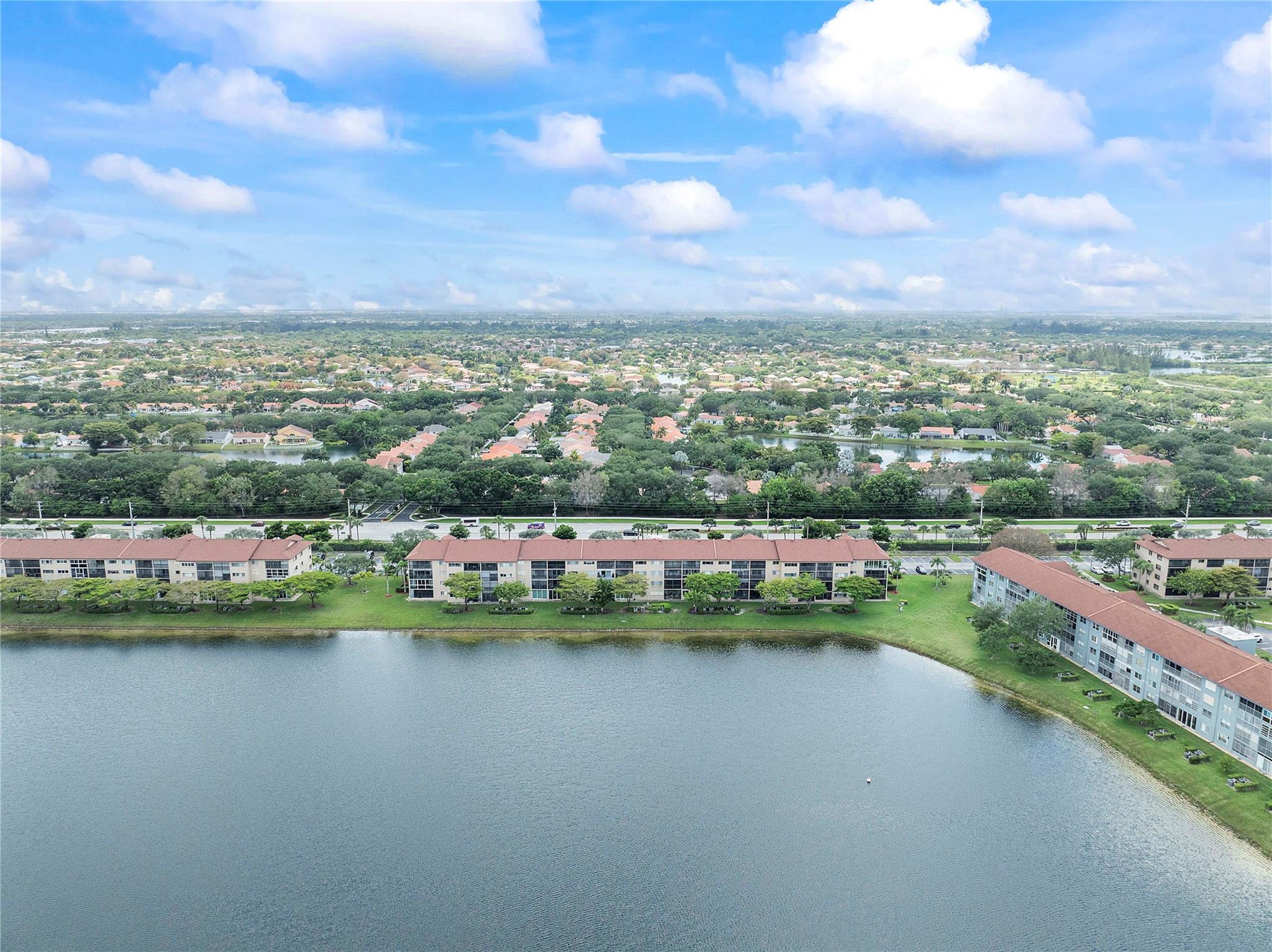 IVANHOE E - Residential