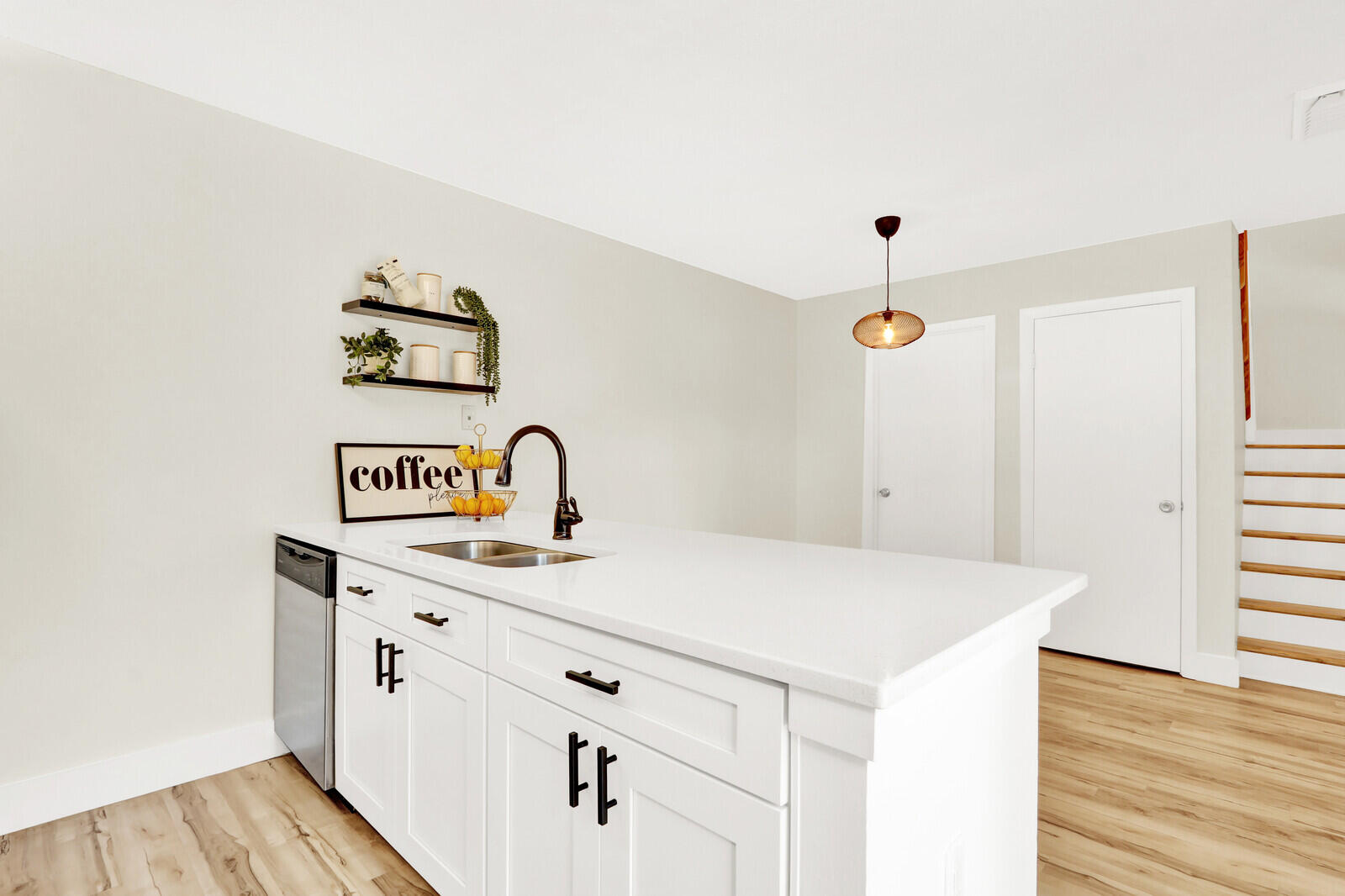 VILLAGE OF SANDALWOOD LAKES SOUTH - Residential