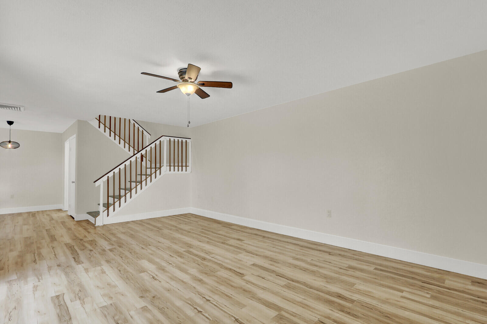 VILLAGE OF SANDALWOOD LAKES SOUTH - Residential