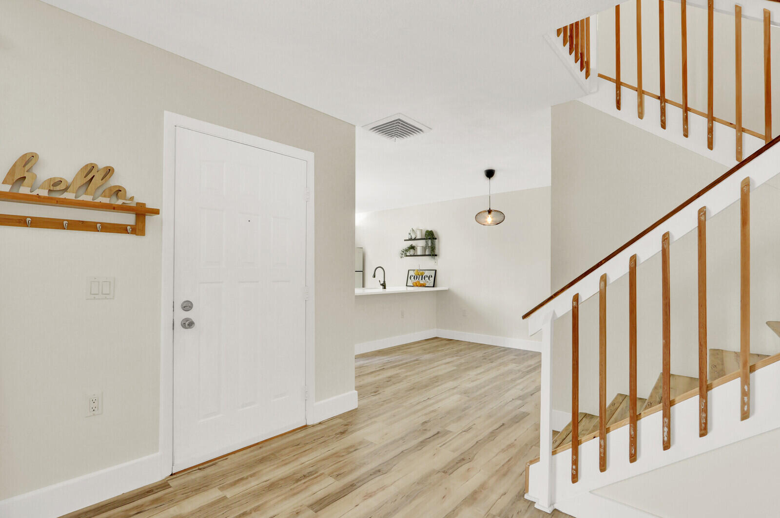 VILLAGE OF SANDALWOOD LAKES SOUTH - Residential