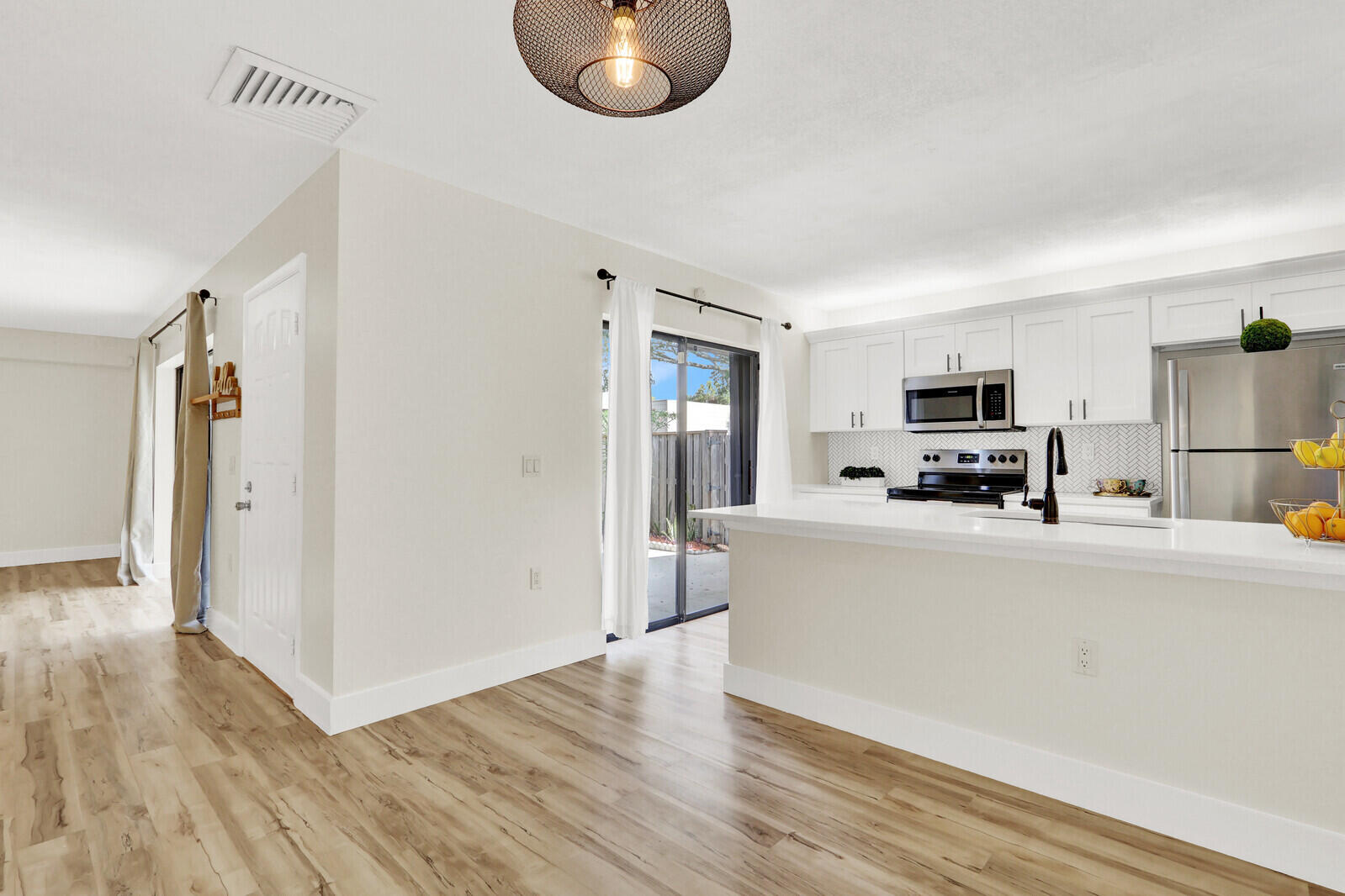 VILLAGE OF SANDALWOOD LAKES SOUTH - Residential