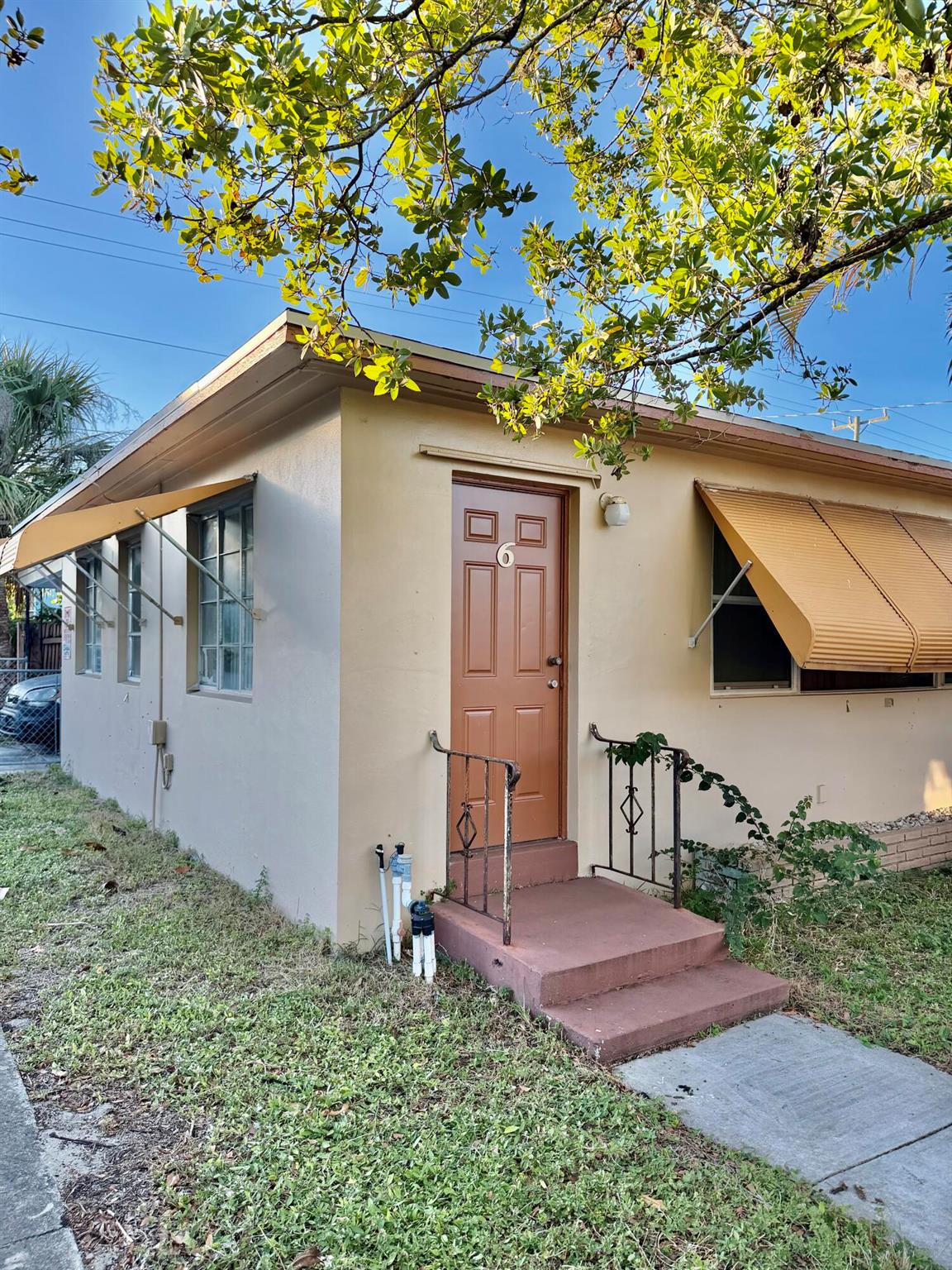 LAKE WORTH TOWN OF - Residential Lease