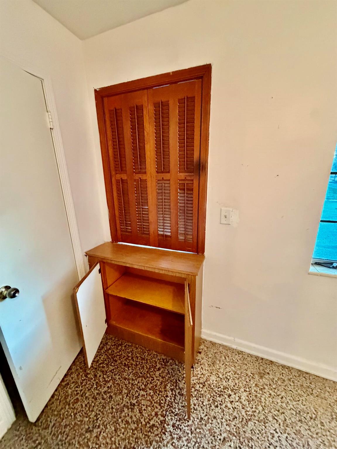 LAKE WORTH TOWN OF - Residential Lease