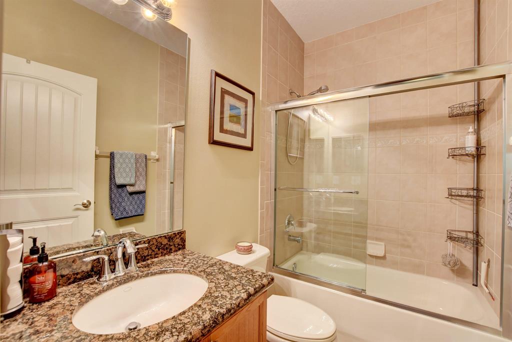 VILLAS SANTORINI CONDO - Residential