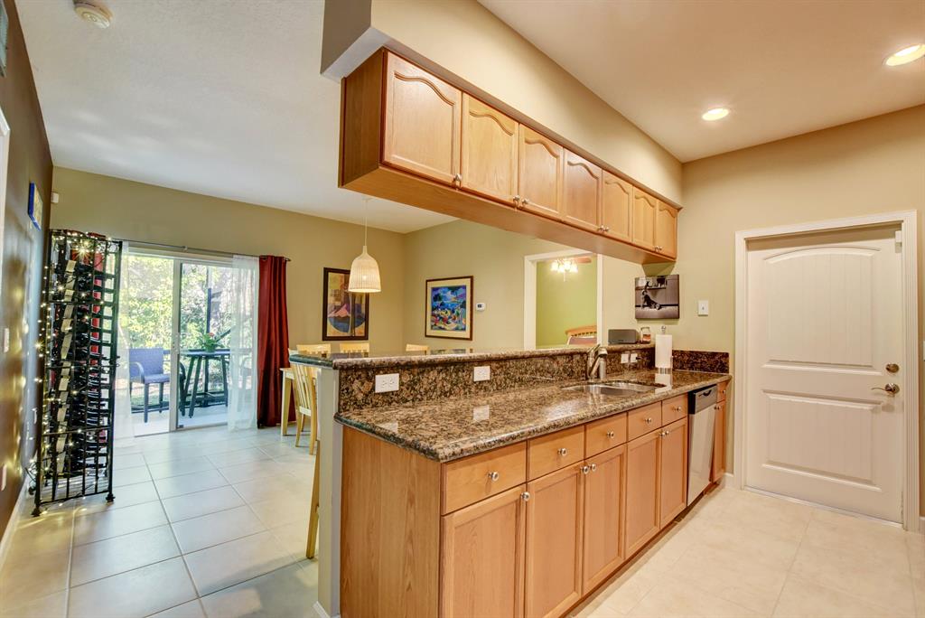 VILLAS SANTORINI CONDO - Residential