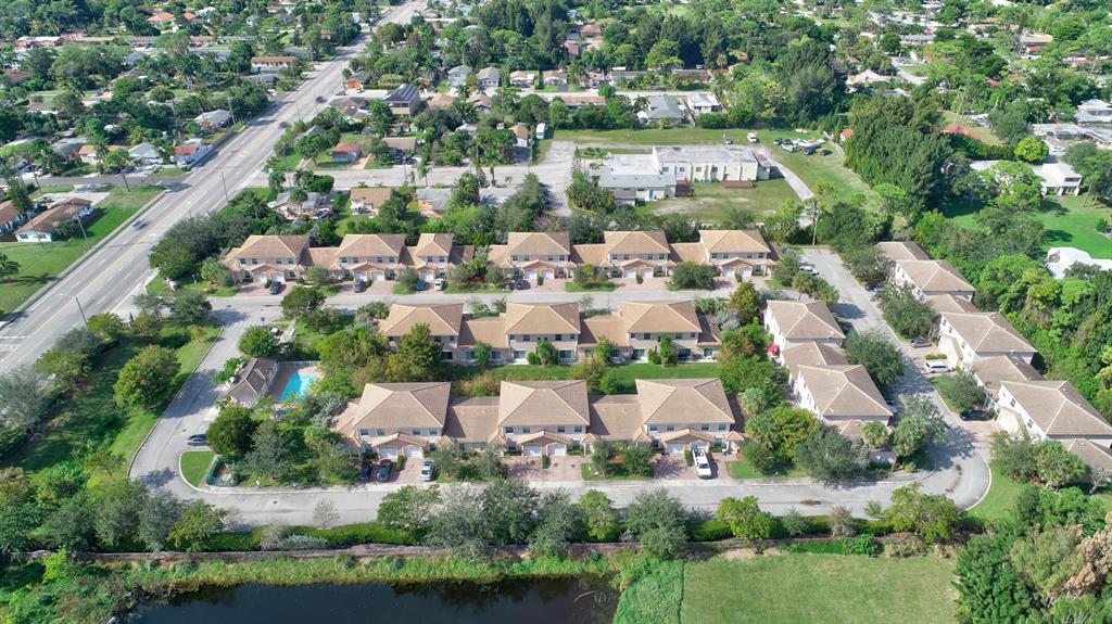 VILLAS SANTORINI CONDO - Residential