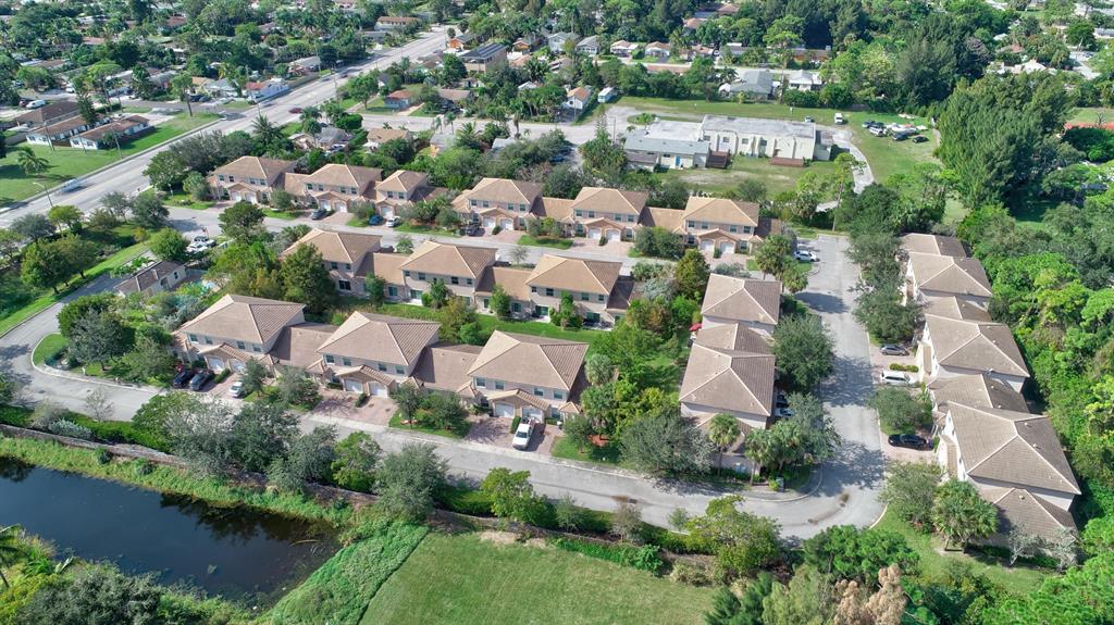 VILLAS SANTORINI CONDO - Residential