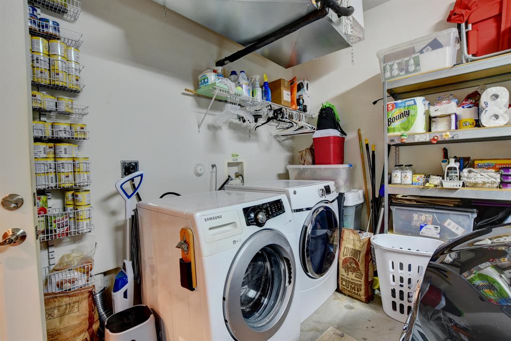 VILLAS SANTORINI CONDO - Residential