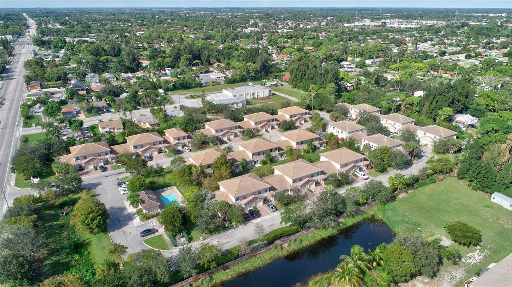 VILLAS SANTORINI CONDO - Residential