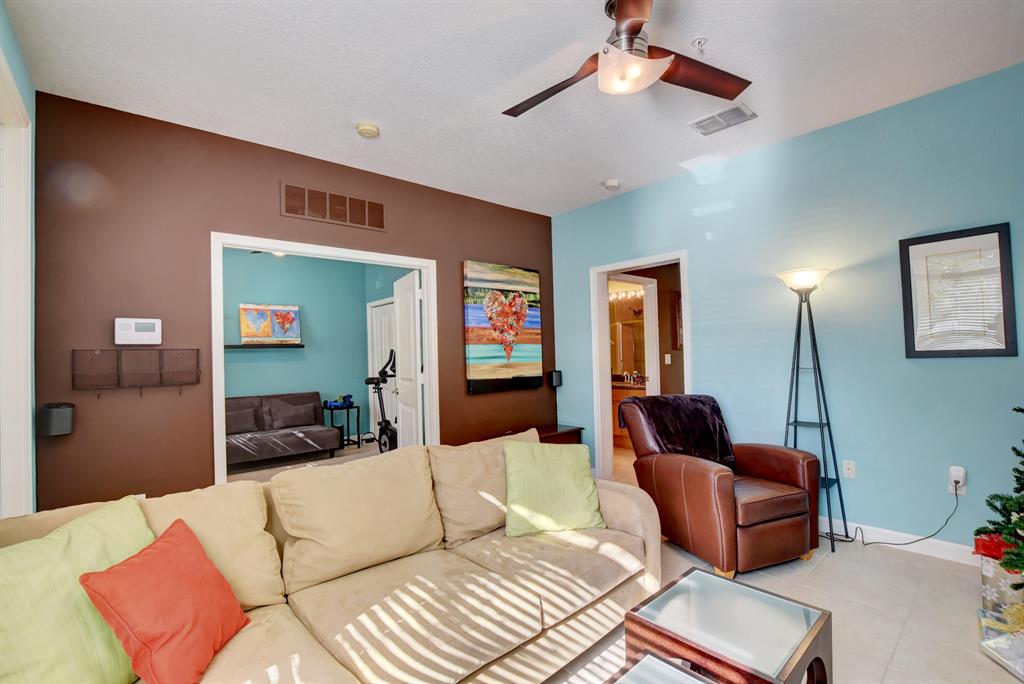 VILLAS SANTORINI CONDO - Residential