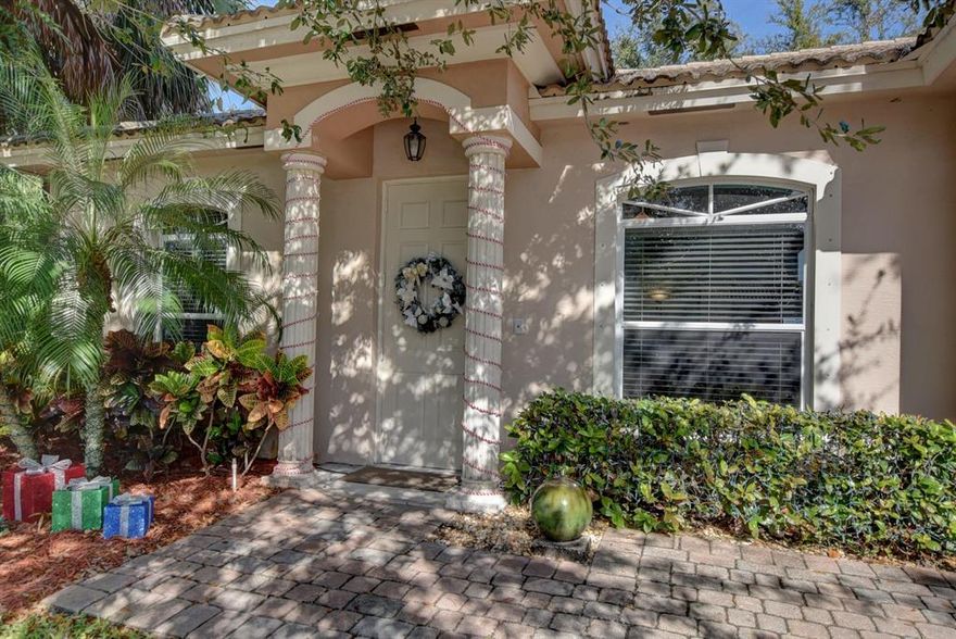 Beautiful end unit 3 bedroom 2 bath villa! This home has a spacious floor plan featuring neutral tile throughout the living area, upgraded kitchen and screened patio. The kitchen features wood cabinetry, granite counters, breakfast bar and is open to the dining area. The master features an en suite bath and also has a slider to the back screened patio. The community has a pool and is centrally located close to I-95, shopping and dining.