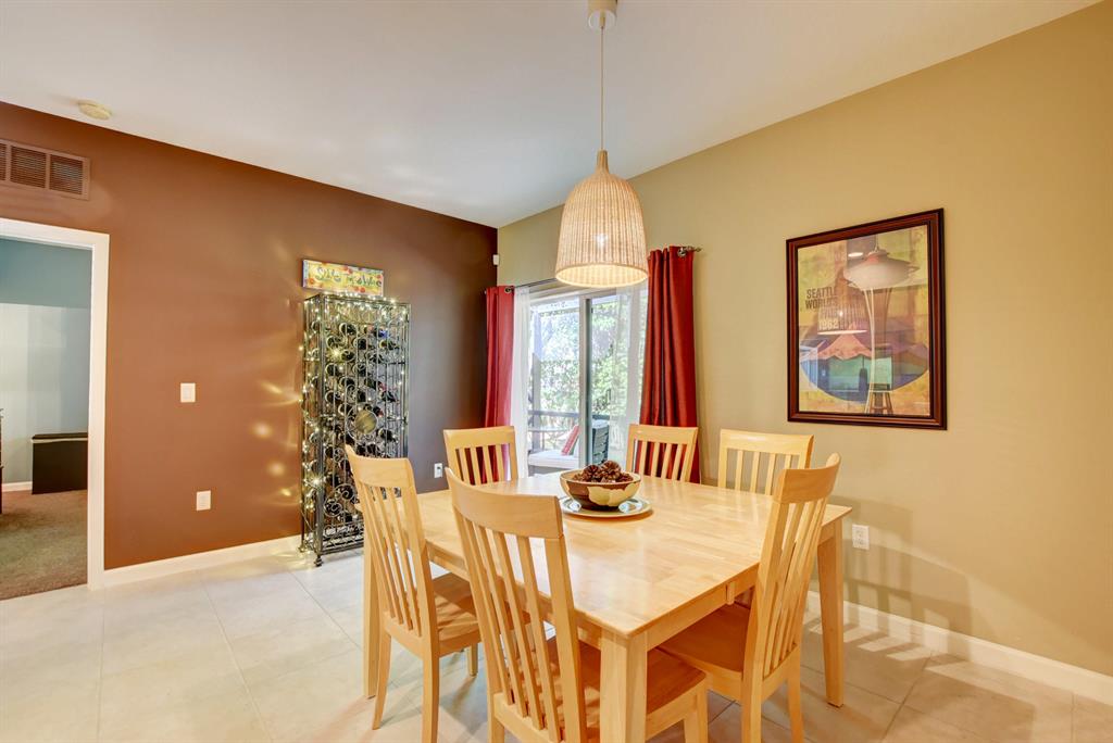 VILLAS SANTORINI CONDO - Residential