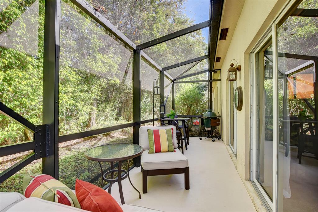 VILLAS SANTORINI CONDO - Residential